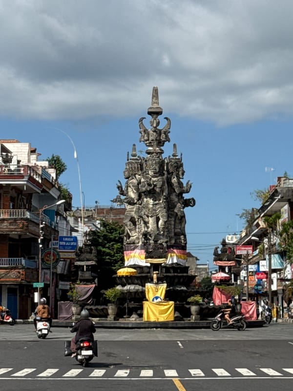 Klungkung's Puputan monument and Kerta Gosa, Bali