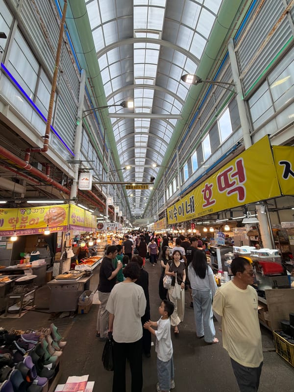 Dongmun Traditional Market in Jeju, fully alive on a busy morning