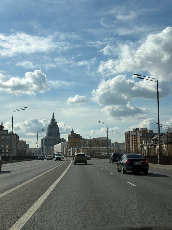 Regular traffic observed on Moscow street Monday afternoon