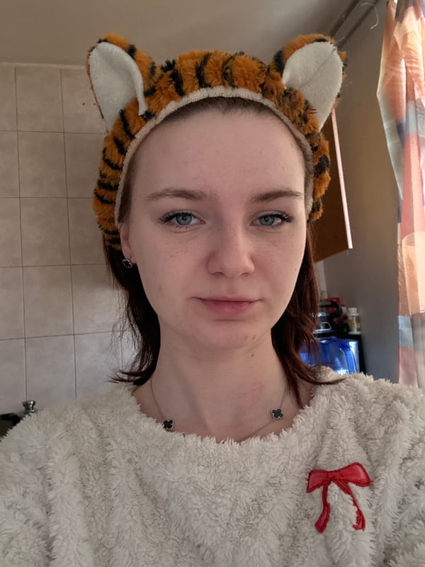 Morning domestic life documented across Russia May 9