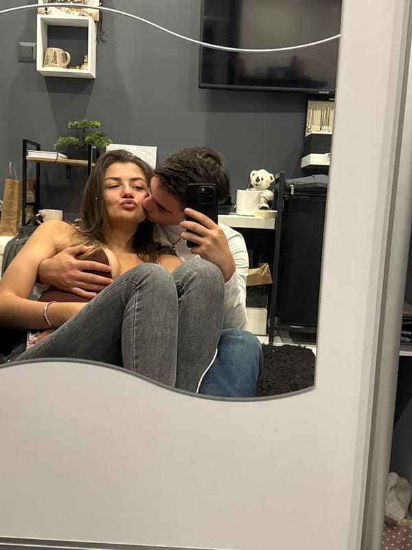 Couple captures mirror selfies in Sofia apartment