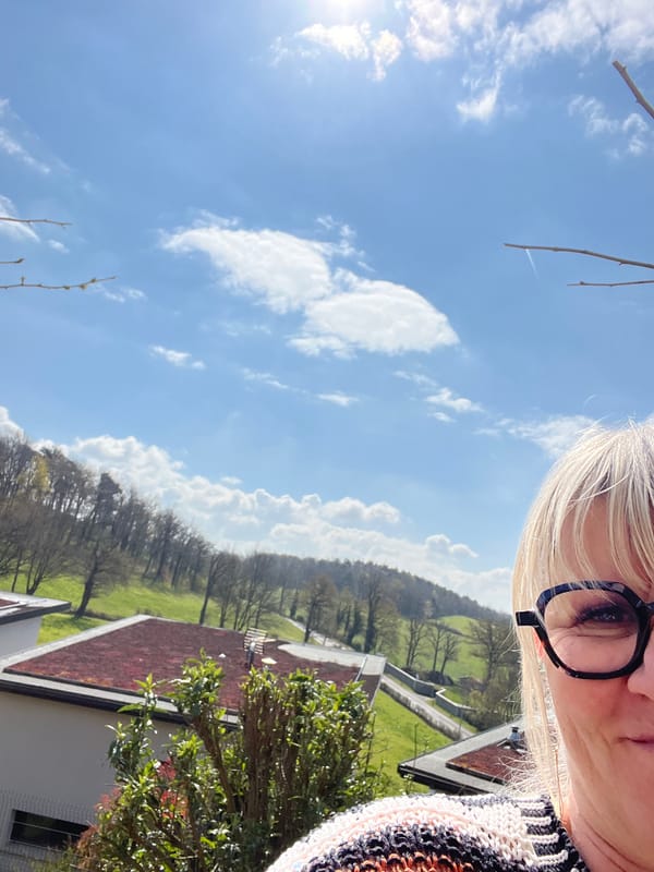 Person documents sunny outdoor leisure time in Chambœuf, France