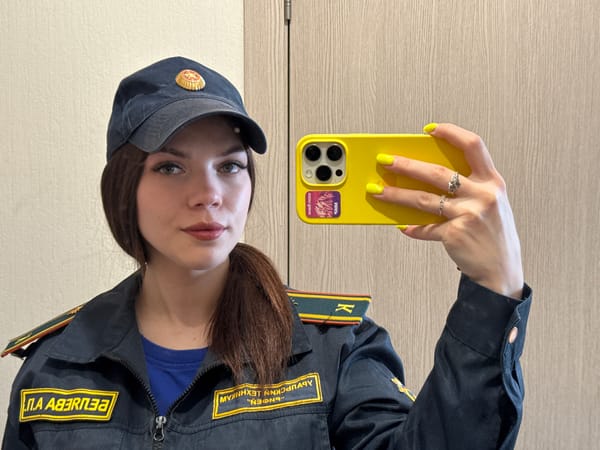 Woman Takes Mirror Selfie in Yekaterinburg