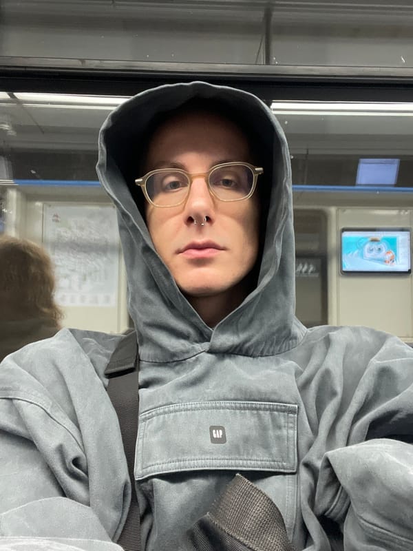 Quiet morning ride on the Moscow metro