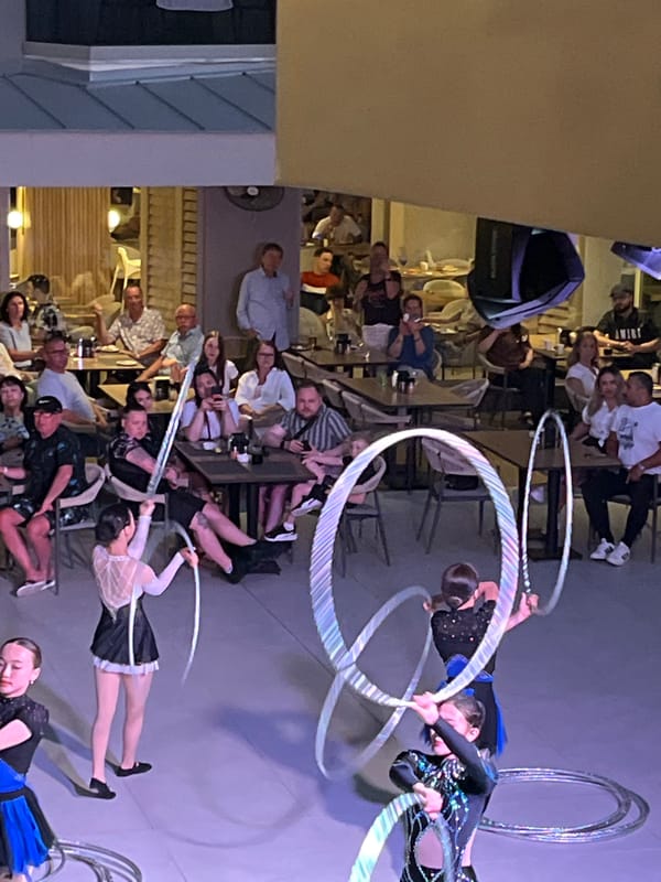 Street performers entertain diners at Alanya restaurant venue
