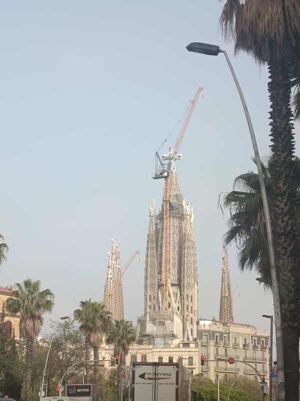 Sagrada Familia construction continues with cranes on tallest spire