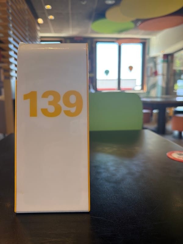 Table 139 spotted at Como cafe