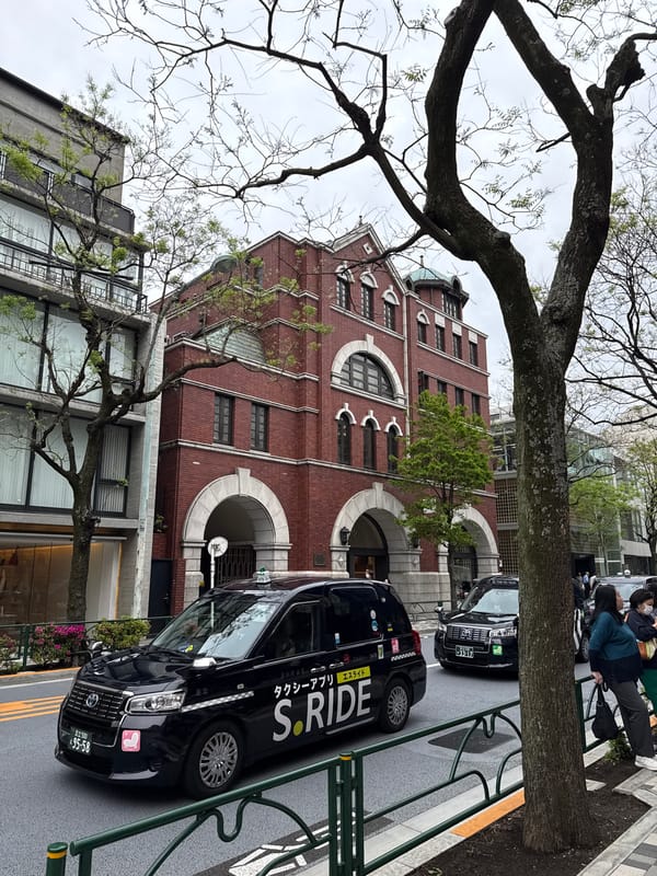 Morning street scenes documented in Minato commercial district