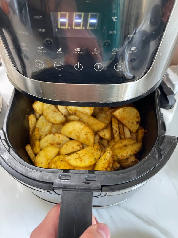 Home cooking session captured in Khimki kitchen Wednesday morning