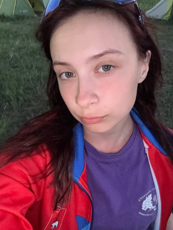 Outdoor sporting event with flagged course held in Khvalynsk