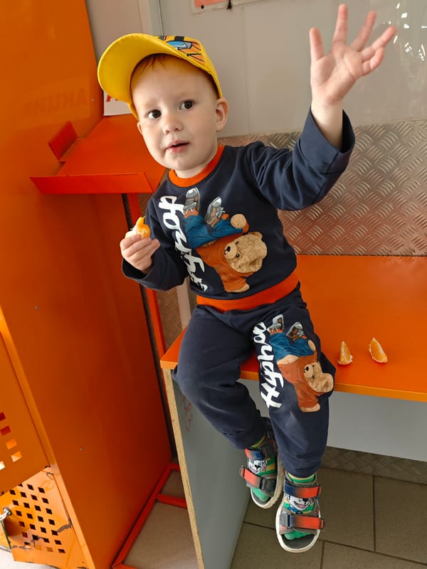 Morning life documented across Chaikovsky, Russia through casual moments