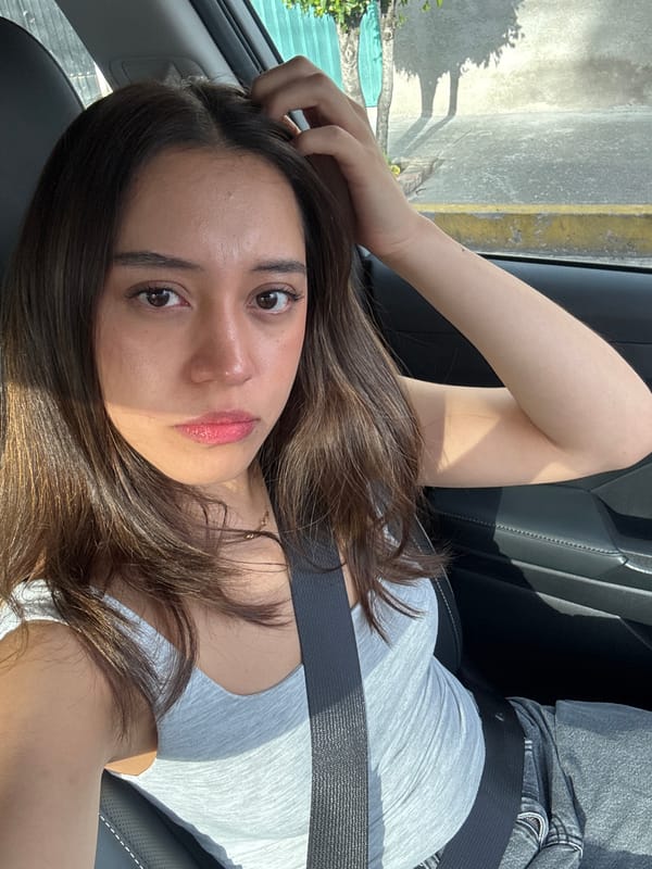Casual moment in the driver's seat, Puebla.