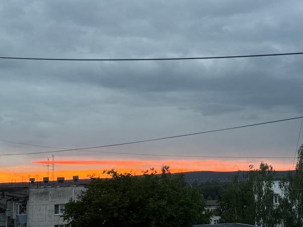 Dramatic sunset documented across Chaikovsky, Russia during evening hours