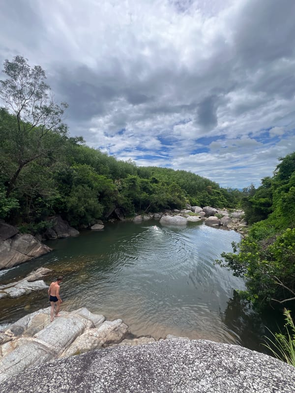Suoi Trach stream's rocky natural swimming hole, Hoa Vang, Đà Nẵng