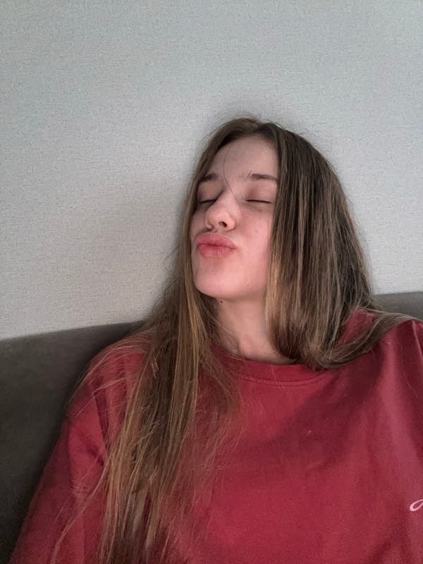 Playful selfies and apple snacking in Vsevolozhsk