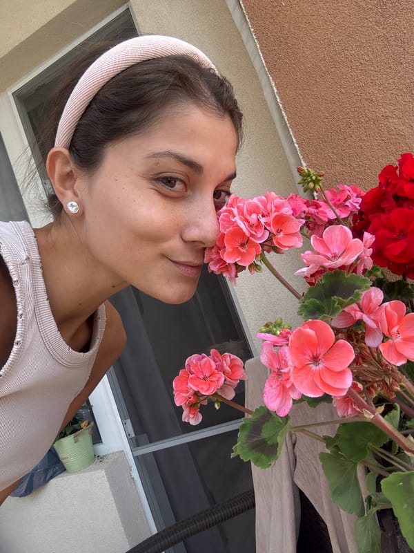 Burgas resident captures spring flowers and city buses