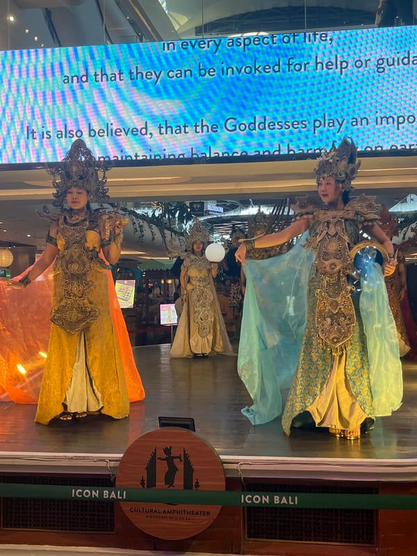 Traditional Balinese cultural performance at Denpasar mall