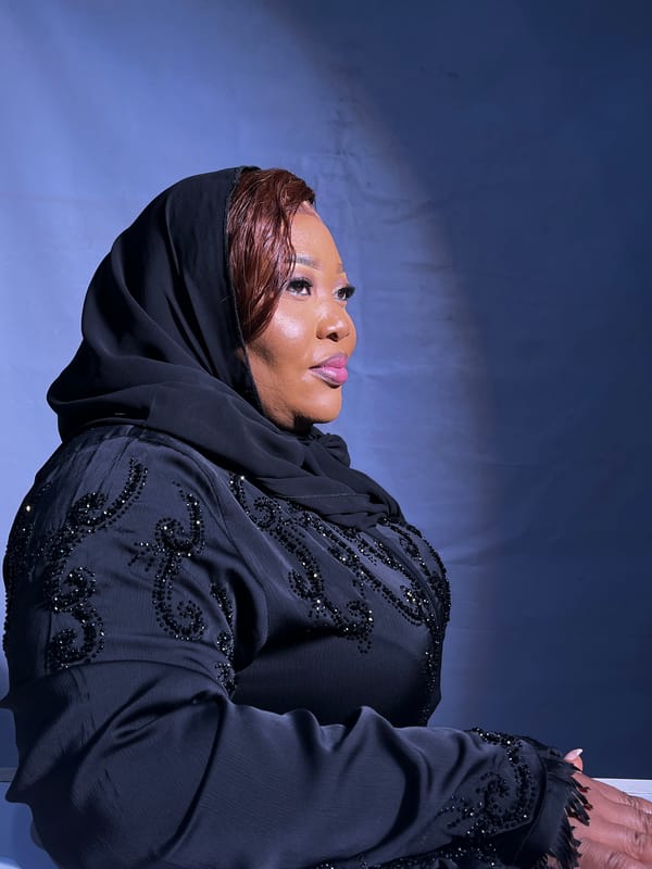 Styled abaya portraits and street scenes from central Nigeria