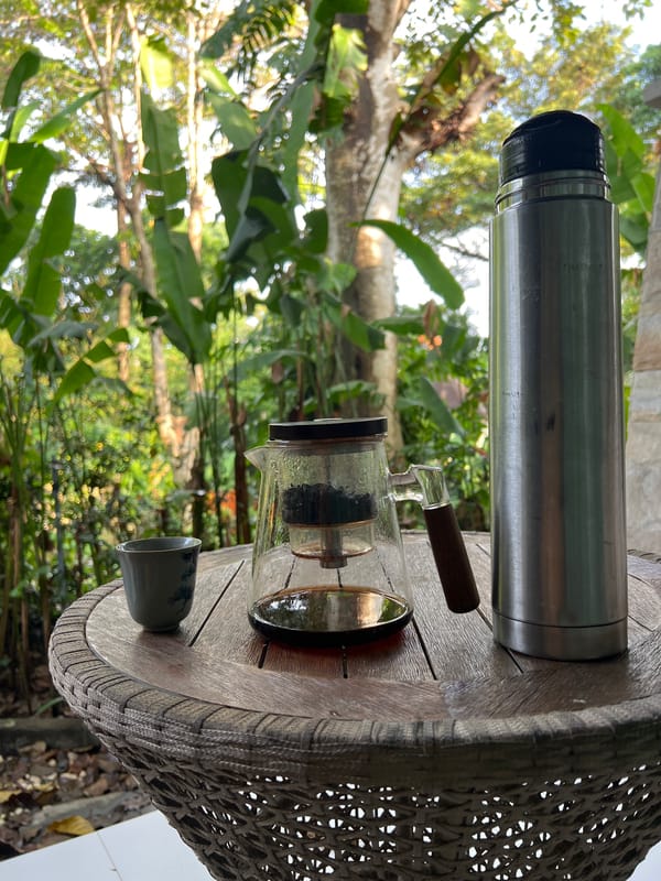 Late night tea service observed in Kerobokan, Indonesia