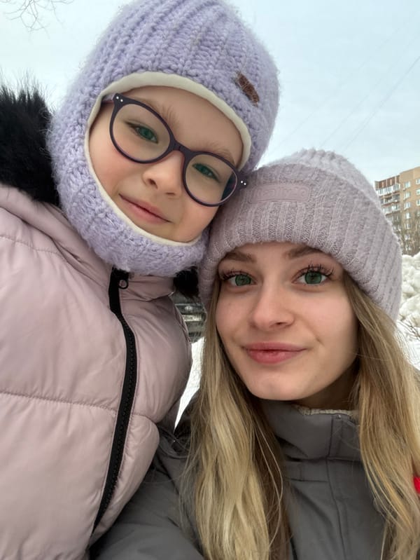 Woman documents daily life with cat in Reutov Russia