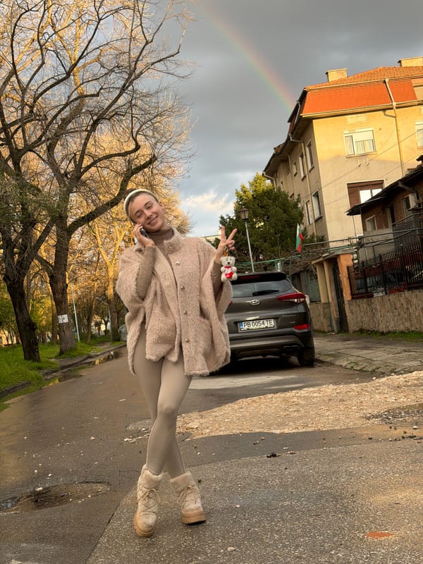 Rainbow sighting prompts photo session in Plovdiv, Bulgaria