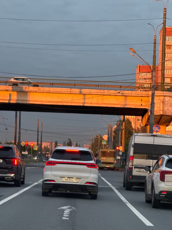 Evening rush hour traffic reported in Saint Petersburg