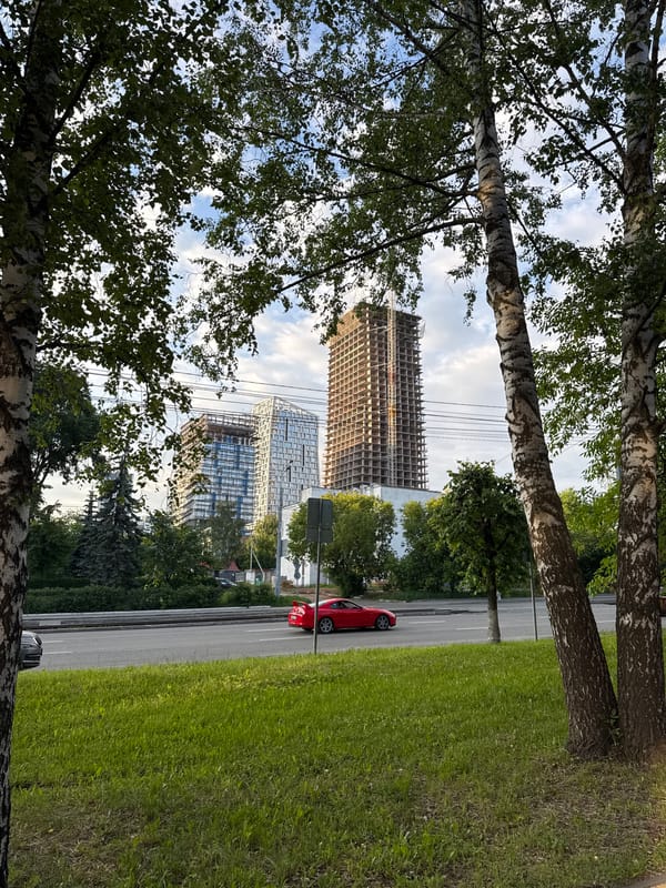 Construction and nature coexist in Izhevsk residential development
