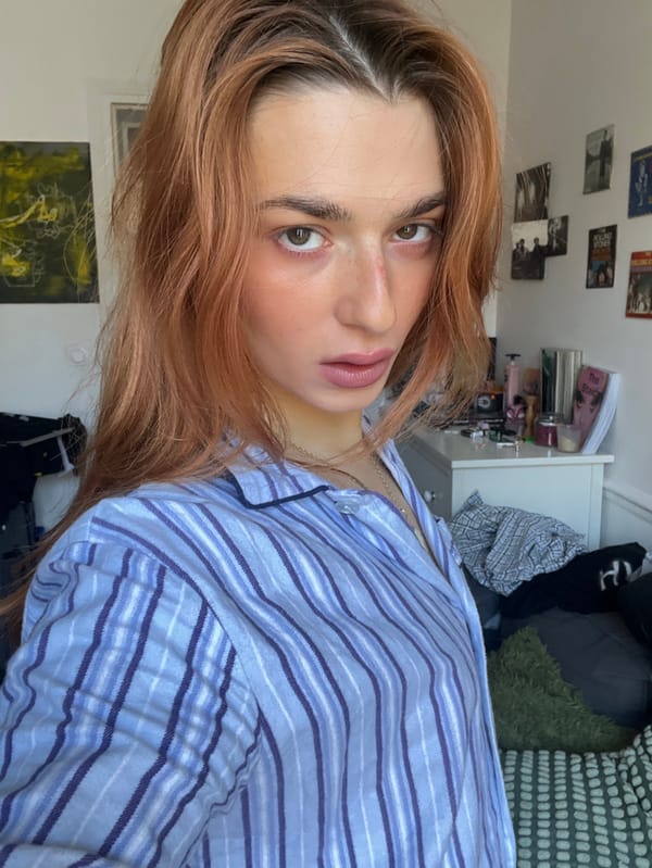 Woman documents extended indoor selfie session over two hours