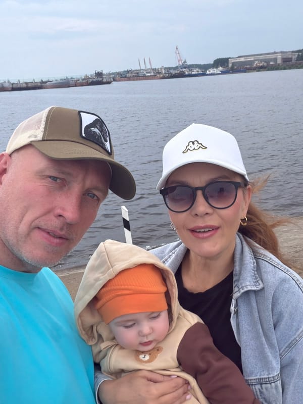 Casual afternoon by the water in Chaikovsky, Russia
