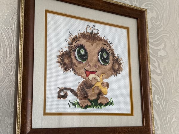Handmade folk art and hobby pieces on display in Pavlodar