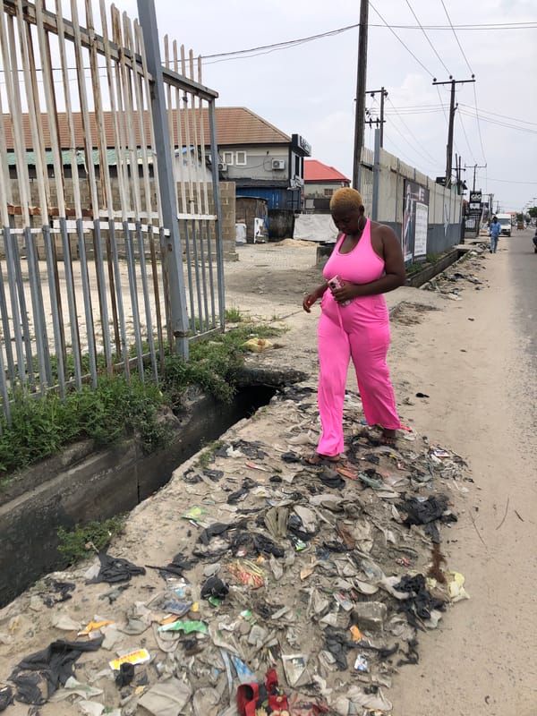 Daily street commerce and pedestrian activity documented in Ado
