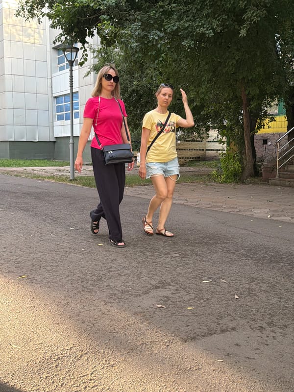 Midday street life and park scenes in Astana