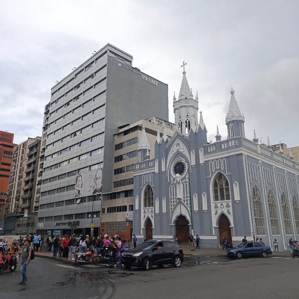 Evening street documentation captures daily life across central Caracas