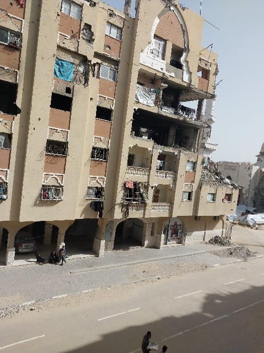 Witness documents destruction, aid distribution in Khan Yunis