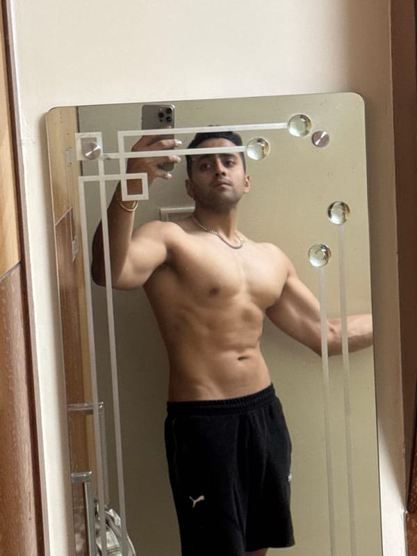 Routine selfies and domestic moments captured across Kolkata residences
