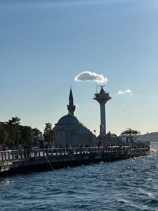 Ferries, mosques, and street music on a July afternoon in Üsküdar