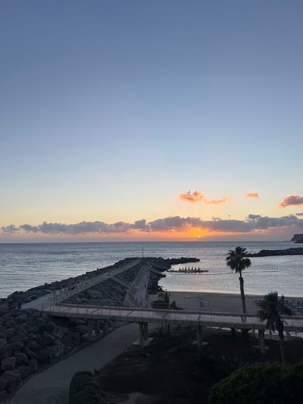 Sunset captured by witnesses along Mogán coastline, Spain