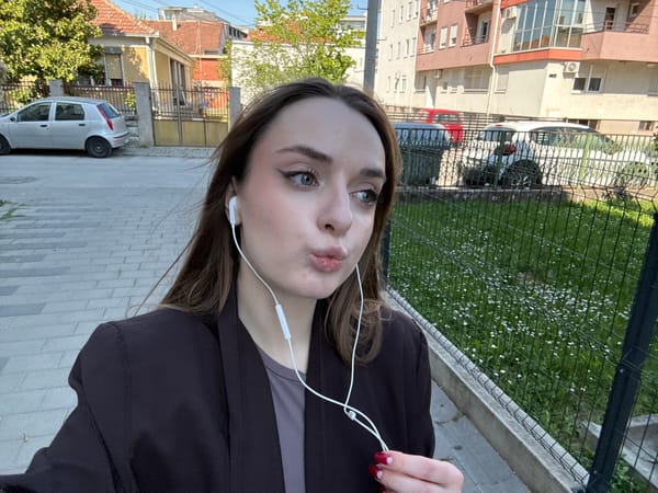 Woman documents casual outing with selfies in Kragujevac, Serbia