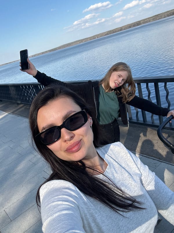 Sunny day waterfront activity recorded at Chaikovsky lake