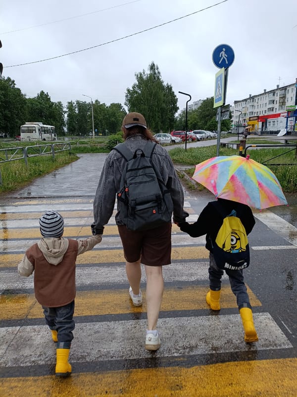 Rainy early morning documented in Chaikovsky, Russia