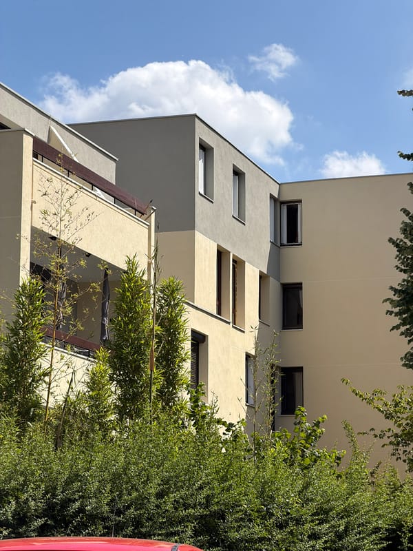 Midday architectural survey of Évry-Courcouronnes streets and buildings