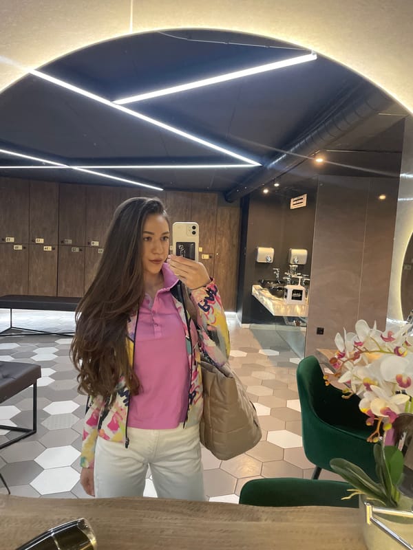 Woman takes multiple selfies across Sofia locations in 15 minutes