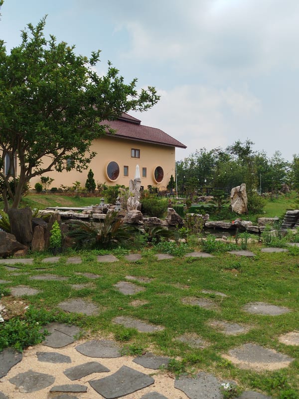 Early morning scenes documented across Đa Nghịt village, Vietnam