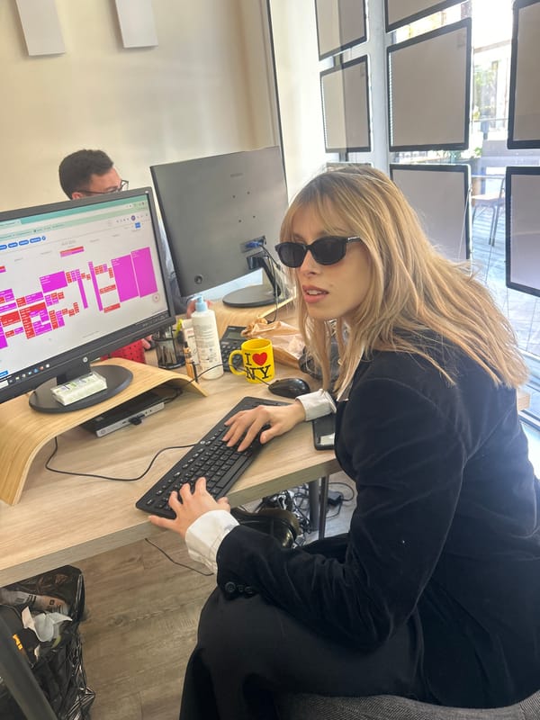 Office worker and #Pro graphic captured simultaneously