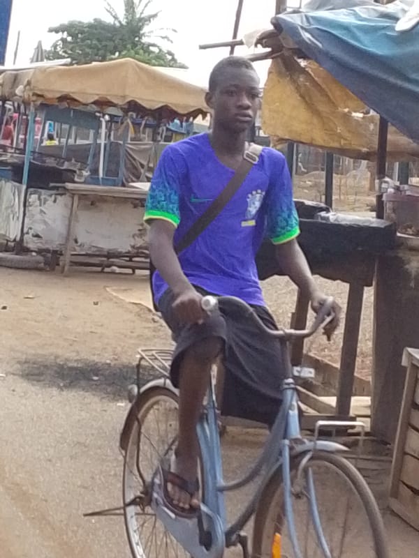 Morning street life unfolds across Tamale, Ghana neighborhoods