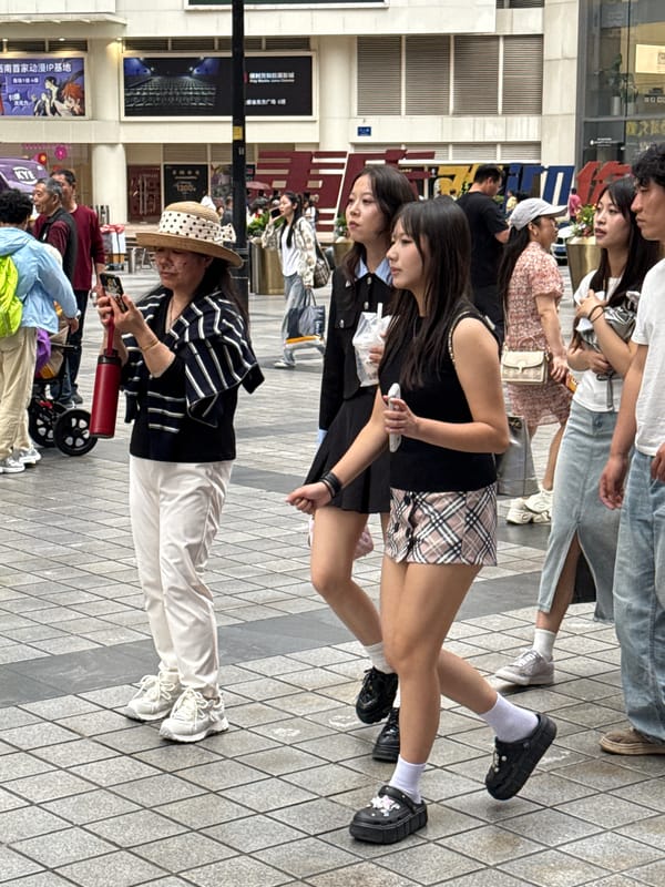 Morning street life documented in Chongqing's Yuzhong District