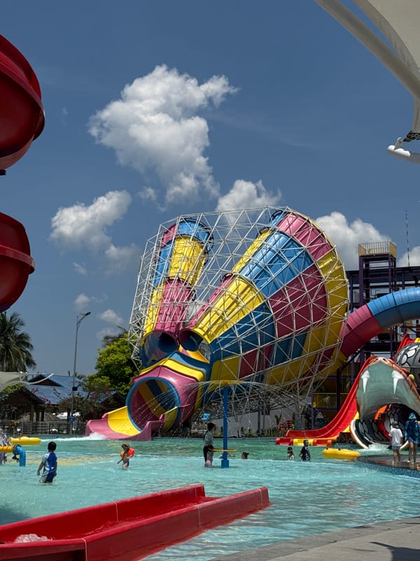 Morning at Van Phong Aqua Park water slides and attractions