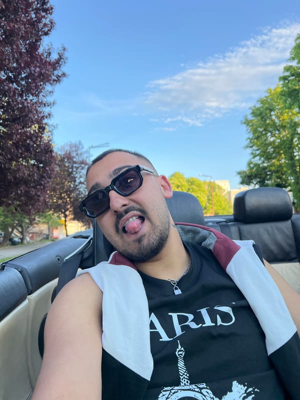Man photographed making playful expression in vehicle in Sevlievo