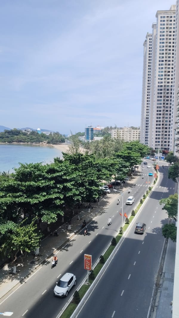 Morning scenes captured in Bac Nha Trang Ward, Vietnam