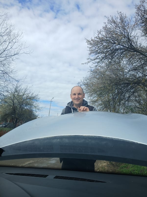 Couple's casual car moments captured in Dobrich, Bulgaria
